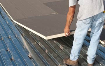 benefits of insulating Longdon On Tern flat roofing